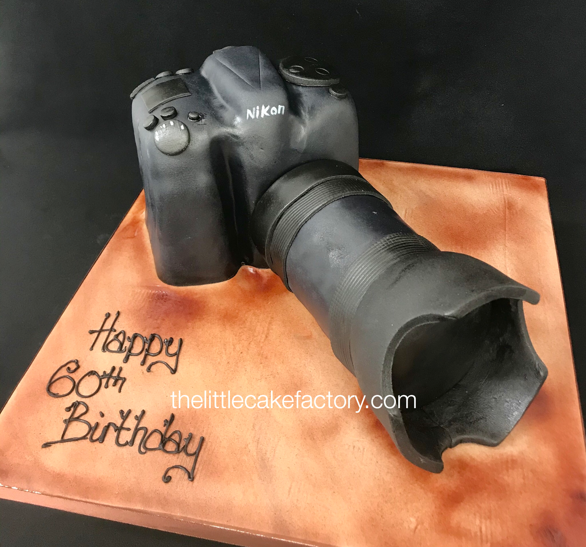 Nikon camera front view Cake | Novelty Cakes